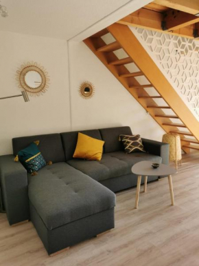Bright DUPLEX for 6 people located in Six Ovens